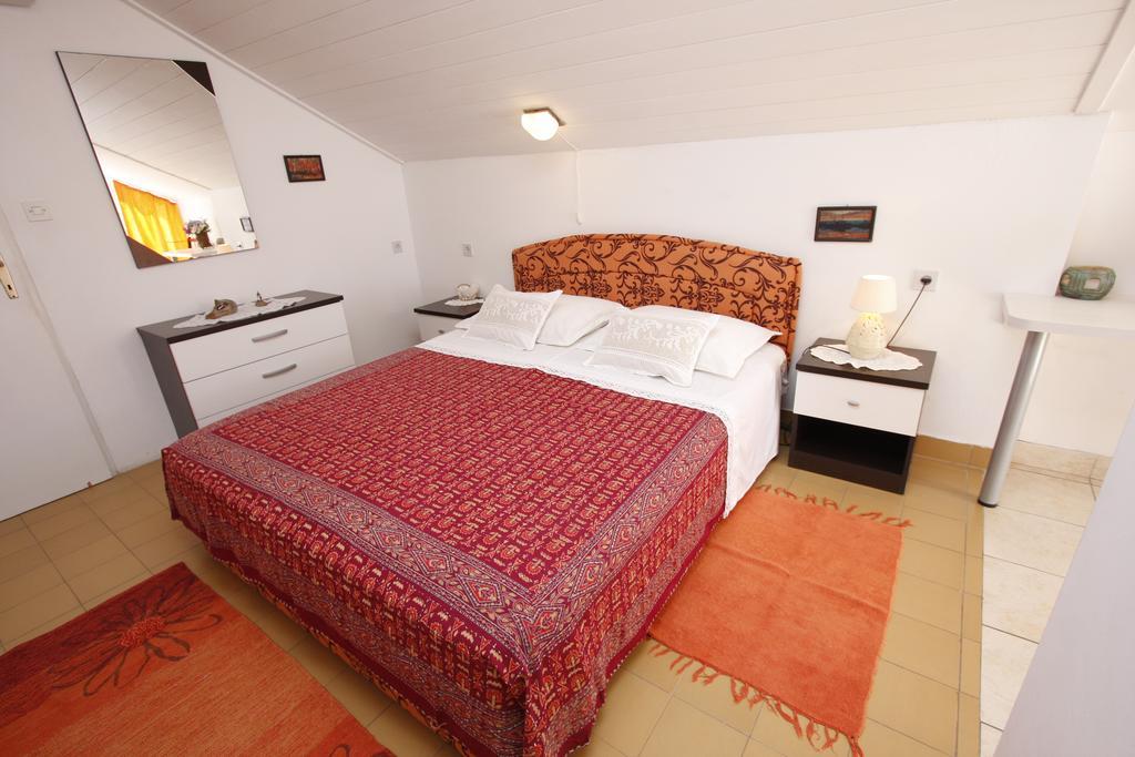 Apartments Delfin Tučepi Rom bilde
