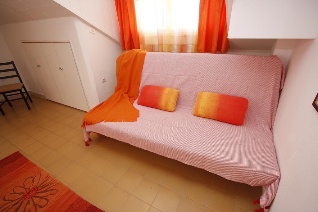 Apartments Delfin Tučepi Rom bilde