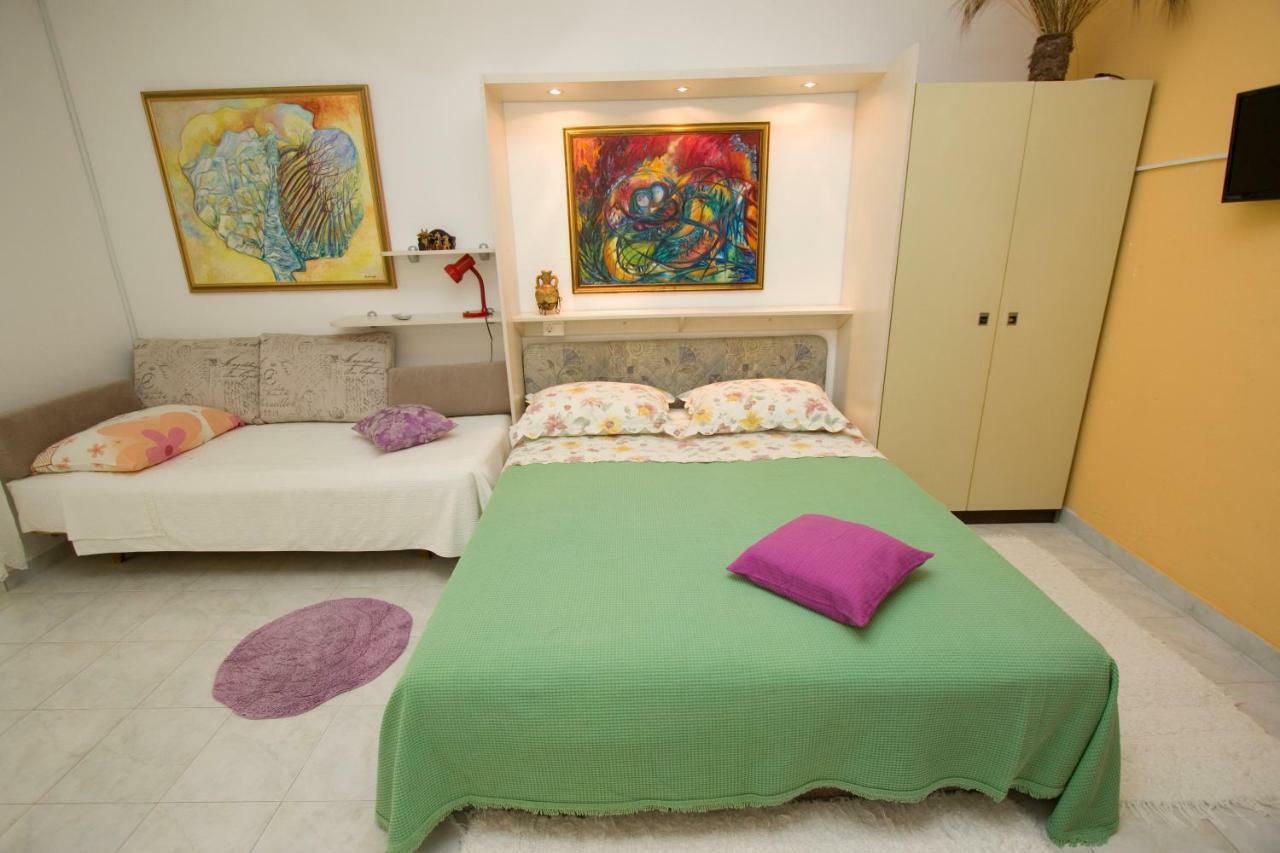 Apartments Delfin Tučepi Eksteriør bilde
