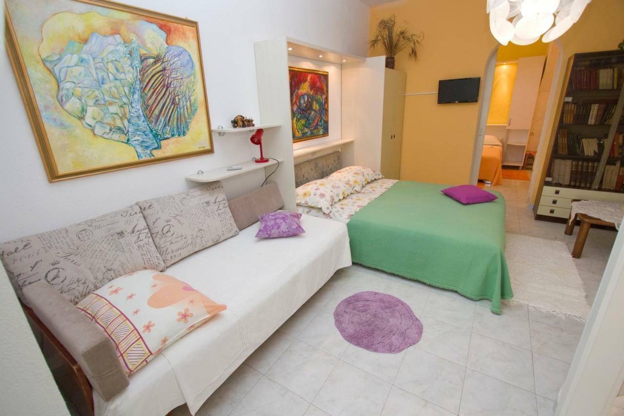 Apartments Delfin Tučepi Eksteriør bilde