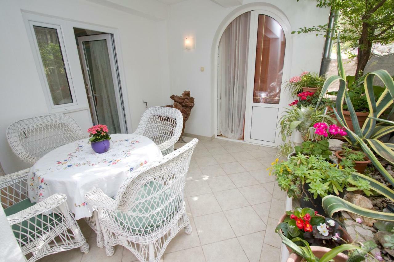Apartments Delfin Tučepi Eksteriør bilde